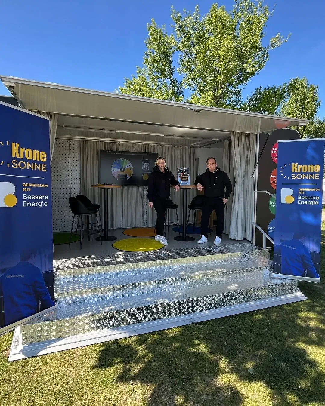 Glücksrad auf dem Screen im Aktionsstand von Burgenland Energie